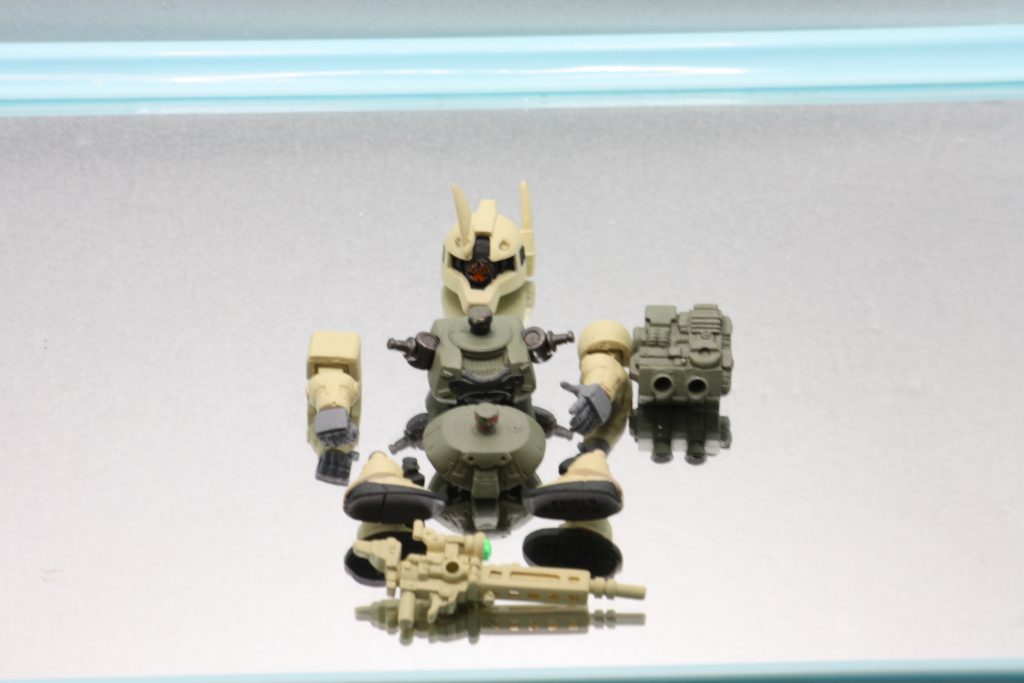 パーツはこんな感じで