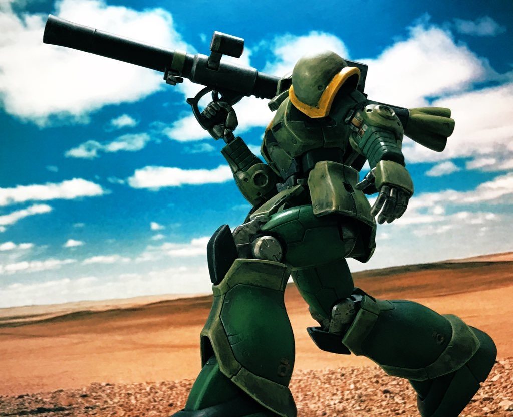 標的を発見!
バズーカを構えに入るシーンです。