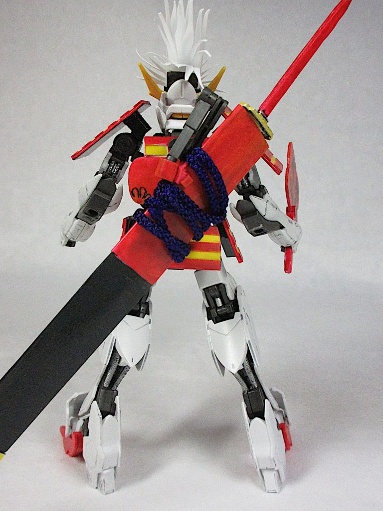 [Back]
塗装は全てアクリジョン筆塗り部分塗装。
古い武具の質感を出すため複数回、何色かでウォッシング。
ルプス本体は踵の肉抜き処理ぐらいで、
あとは部分塗装スミ入れエッジ強調程度。
最後につや消しで仕上げました。