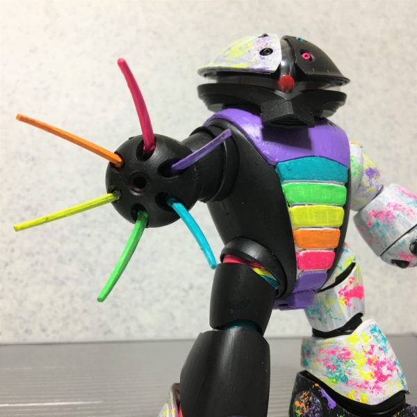 カラフルアッガイたん