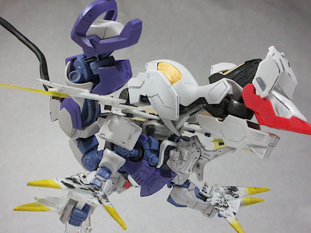 下から見た状態。
これがただのうつ伏せに見えたら台無しだと、
（個人的には「変形ちゃうやろが」）
と思っています。

ここまでご閲覧ありがとうございました。

https://www.youtube.com/watch?v=7FZTJ0XjPYY