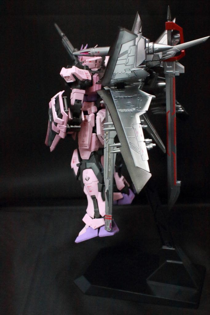 お気に入りのバックショット。オオトリは敢えてシルバーで。