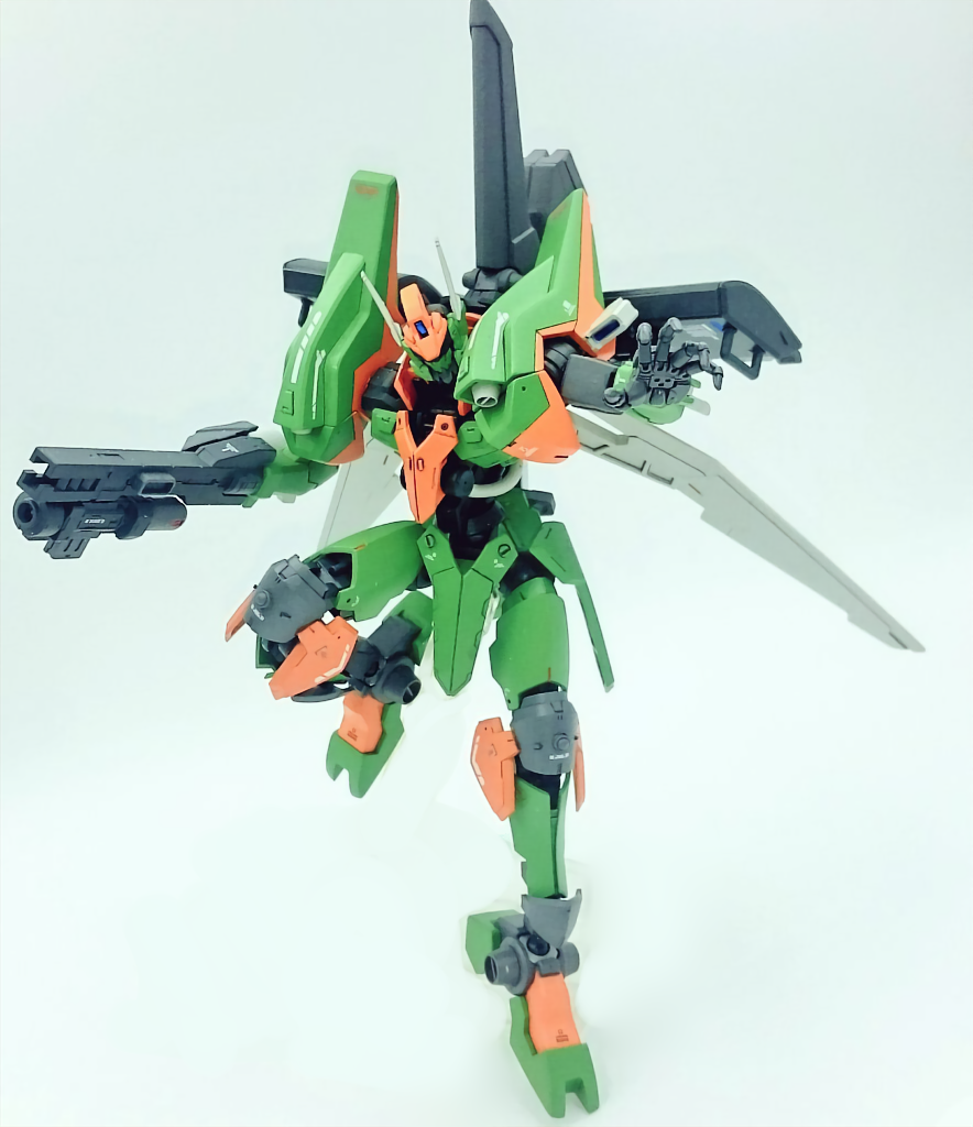 【アクション1】
TGブレードガンナーのカードイラストっぽく
手首は寿屋の丸指ハンドネオを使用しています。
