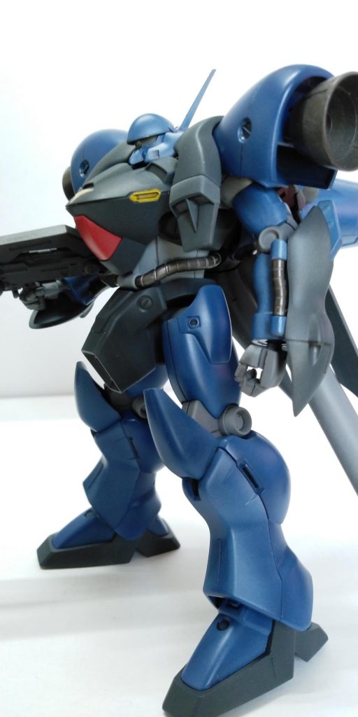 モノアイをHアイズに置き換えましたが、あまり効果なかったですね…。