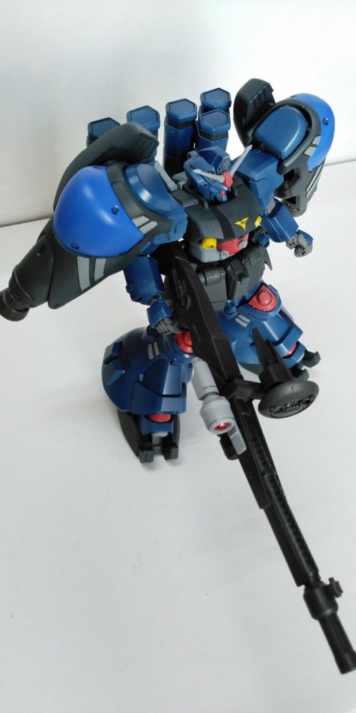 主兵装のビームスマートガンはもちろんHGUCSガンダムのもの。幅増し等、少し加工しています。
設定的には、後にSガンダムが使うことになるものの試作型というところでしょうか。
サイサリスもSガンダムもアナハイム製なので使えるでしょう。たぶん。