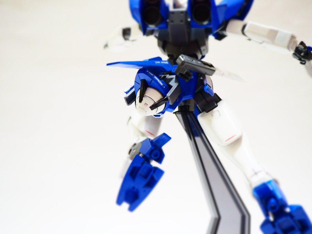 テールユニット
疑似GNドライブ搭載機（という設定）。パーツ足して疑似っぽさを出そうとしたけどあんまりわからない。