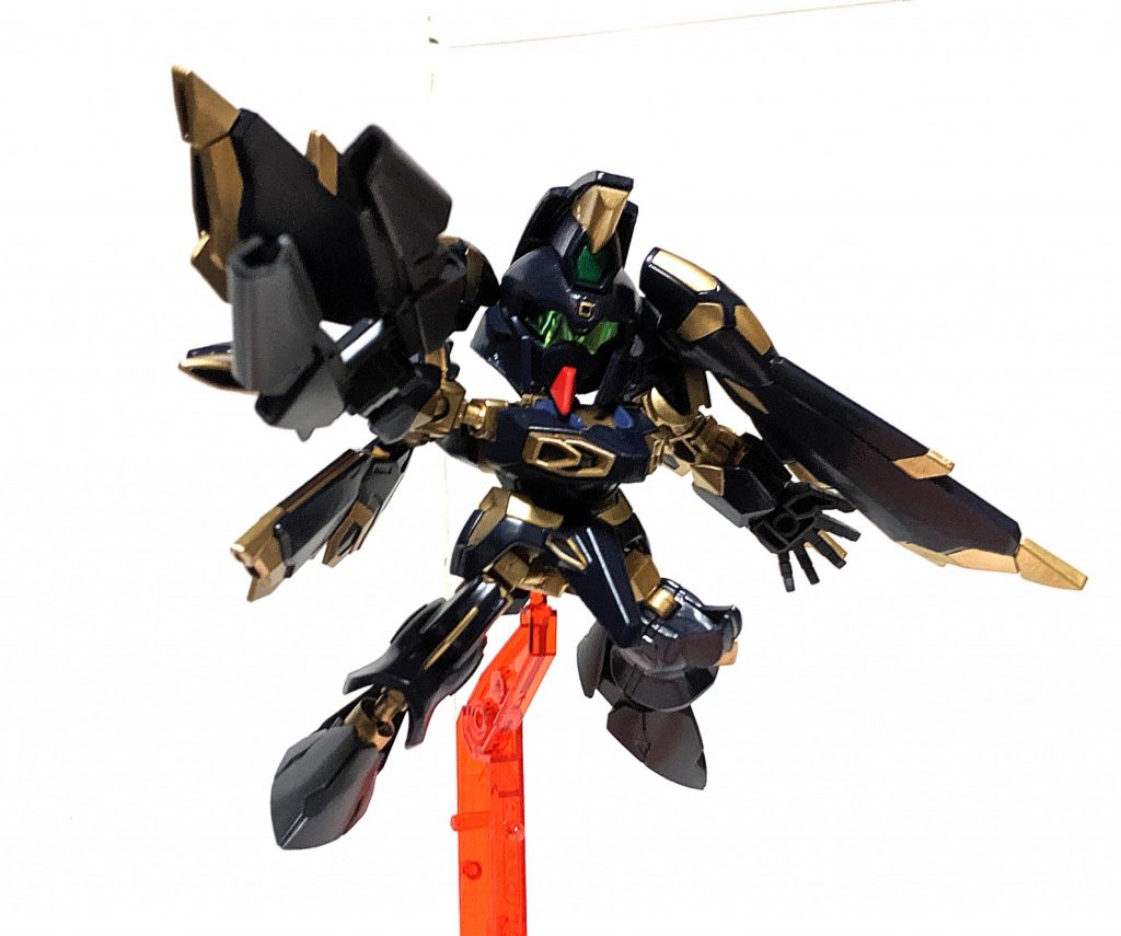 特徴的なビーム・ライフルもフェニックスガンダムとデザインが変わらない物を装備、連結させる事で出力の高いビームを発射する事ができる仕様となってます。