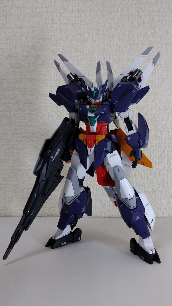 メイン写真!
HGユーラヴェン、めっちゃ良い。
ここ最近のビルドシリーズの機体で一番好きかもってくらいかっけえ!