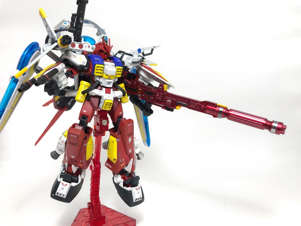 *超高ガトリングインパルス砲「ローシャン・アグニ」*
パーフェクトストライクの「インパルス砲アグニ」と紅ウェポンの「ガトリング」を組み合わせ威力よりも制圧性を高めている。

名前はサンスクリット語で「アグニ神の雨」の意。