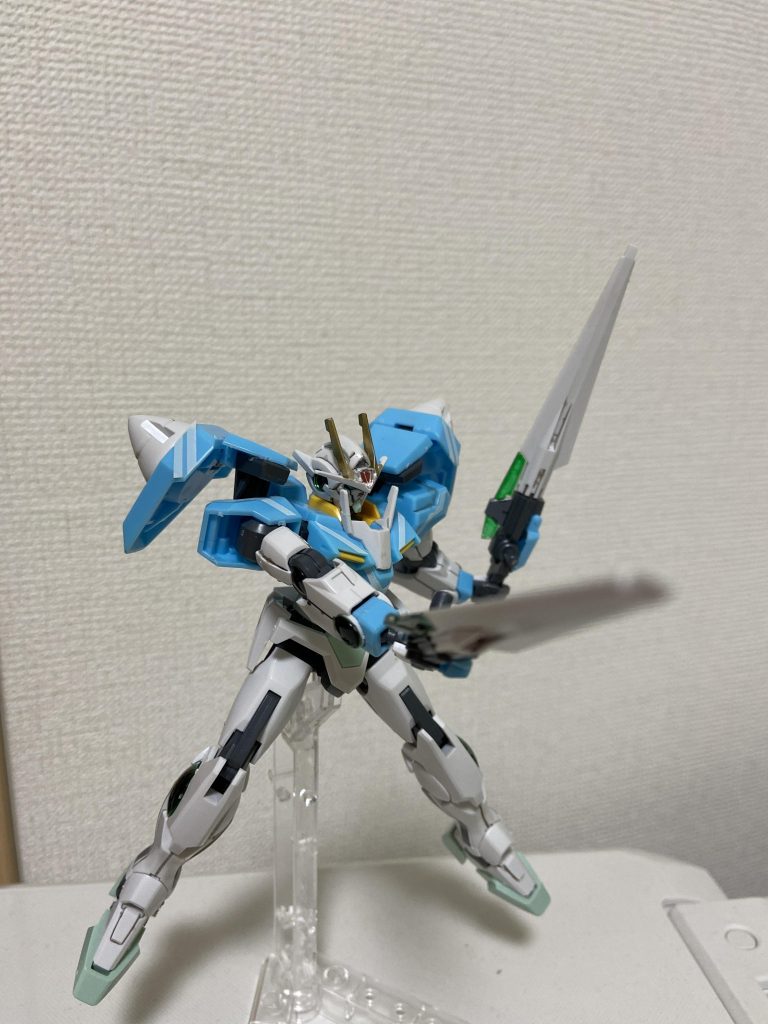 MG 機動戦士ガンダム00ダブルオー　無塗装 MG 機動戦士ガンダム00ダブルオー 無塗装 ガンダム00 公式 RG