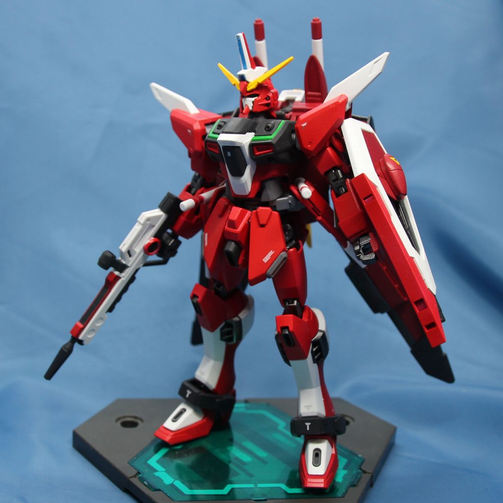 前面から。もう少しデカールがあっても良かったか。