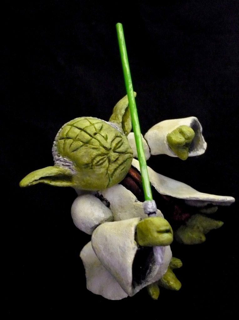 石粉粘土で制作しましたがアニマギアフレームを組み込んで
無駄に全身フル可動します!(上着部分は動きませんが)