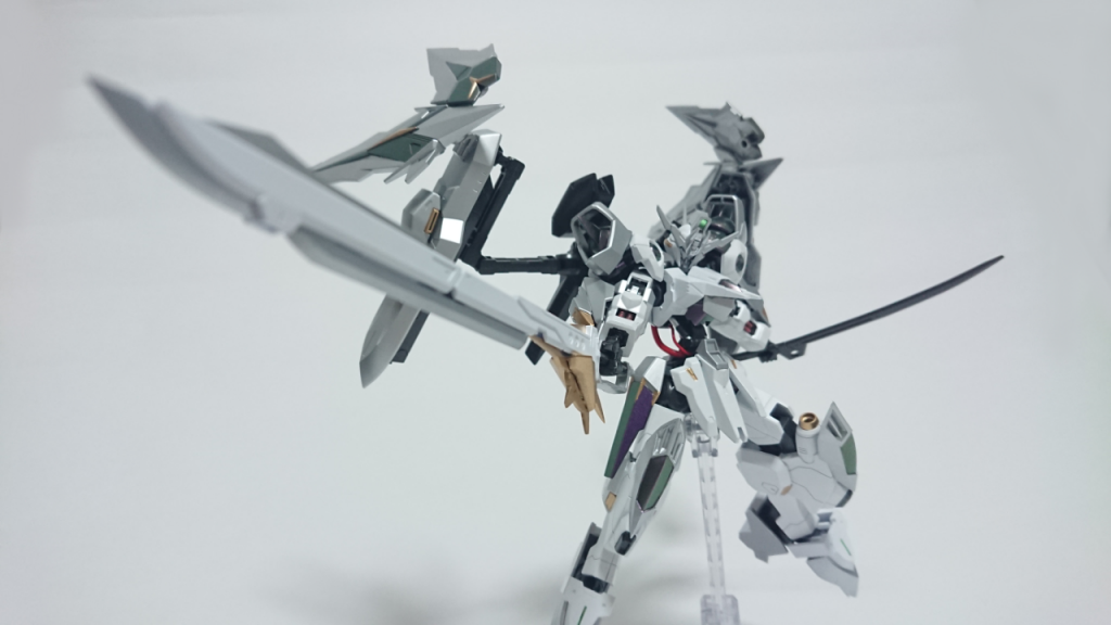 ## 対MA用大太刀・刀モビルアーマーに対抗するための大振りな太刀と取り回しに長けた刀