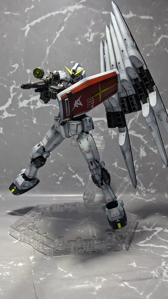 フェイク νガンダム–5枚目/制作者：@Rez_044