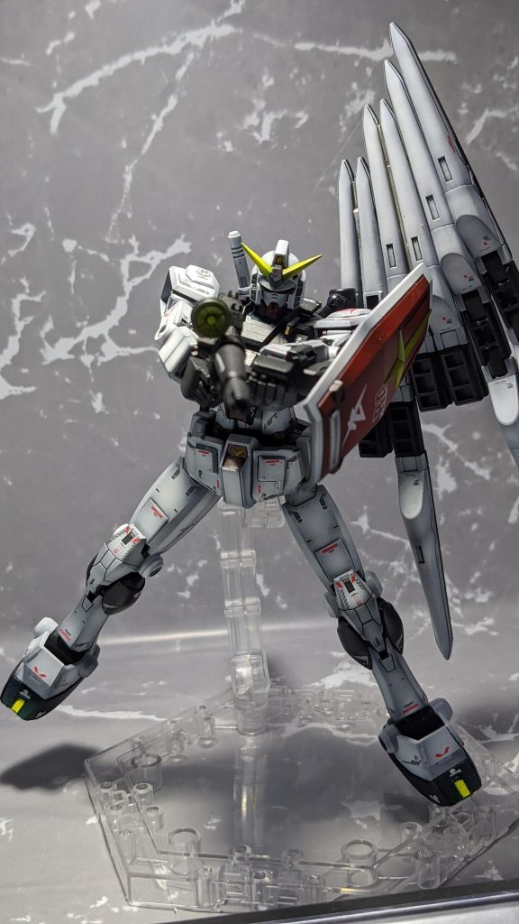 フェイク νガンダム–4枚目/制作者：@Rez_044