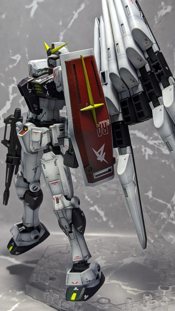 フェイク νガンダム–2枚目/制作者：@Rez_044