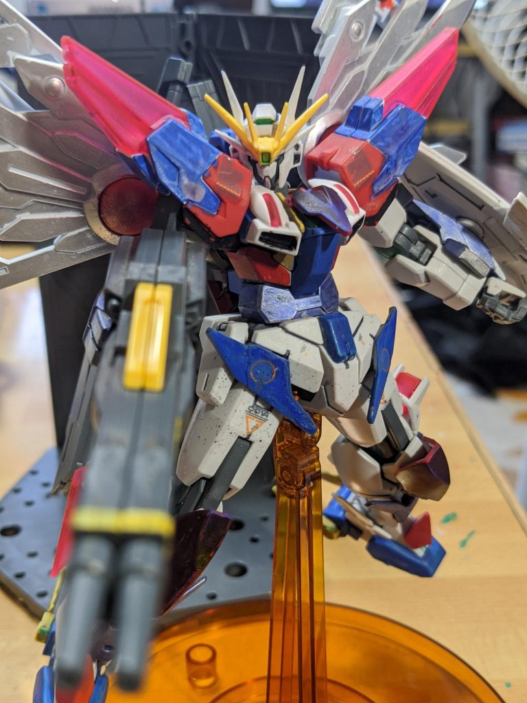 頭部は、ウイニングゼロのアンテナを移植しました。
ツインバスターライフル狙い打つ！！！