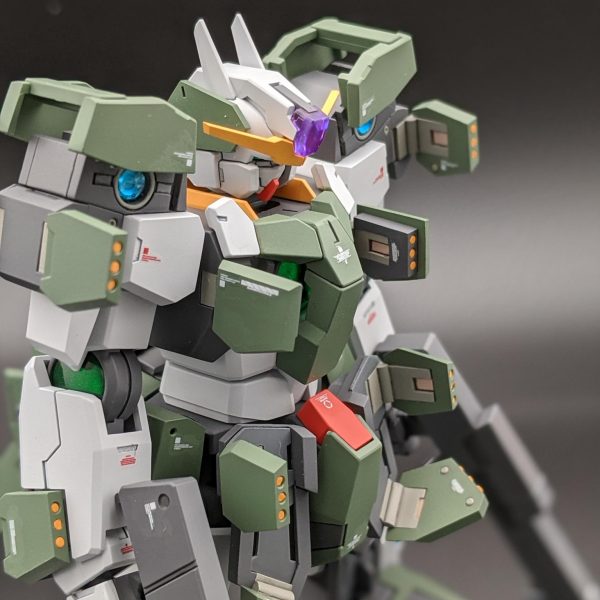 ガンダムサバーニャGNミサイルハッチオープン