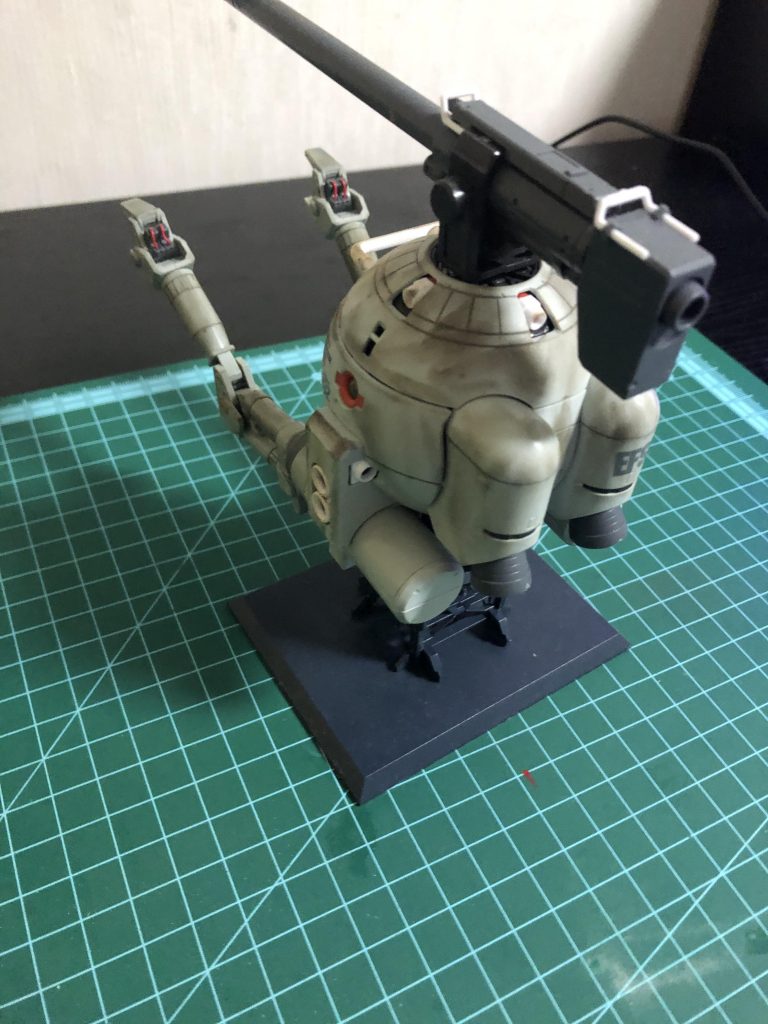 使われなくなったボール–3枚目/制作者：MIYABOUZU