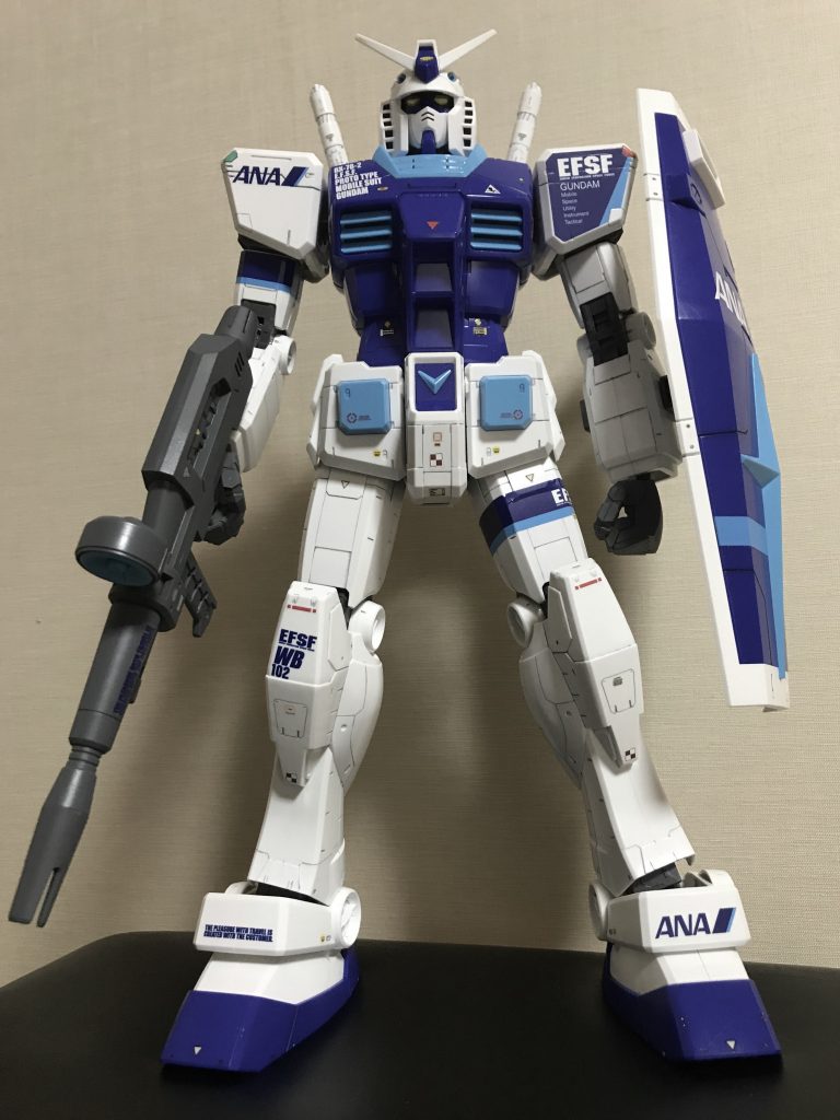 基本的に素組で半つやトップコート＋スミ入れだけのお手軽作品です。塗装してるのは両肩の翼端灯？とバックパックのノズルのみです。