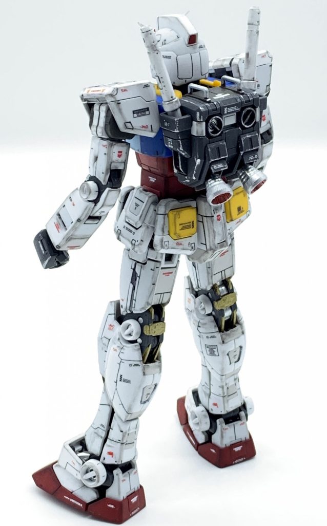 デカールは市販のヤツを色々織り交ぜてます