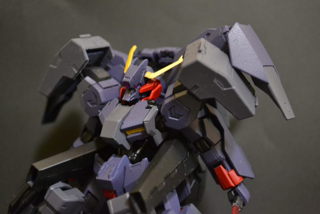 アンテナは折ってしまったので他のものをつけてます。