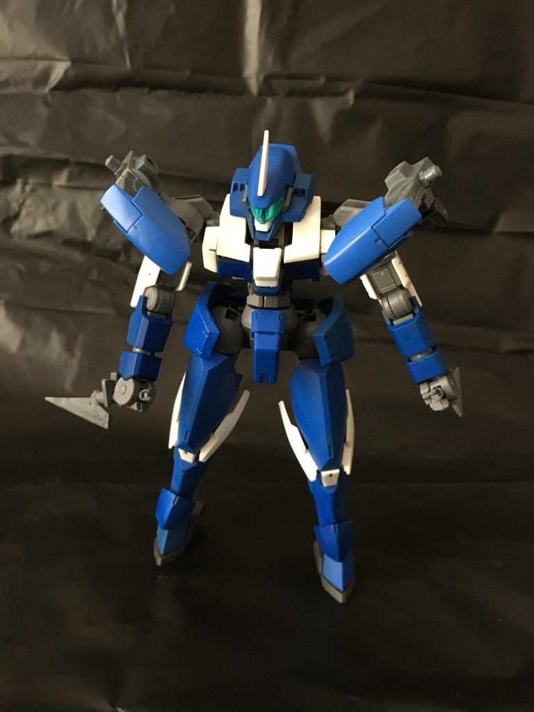 ヒートダガー本機の最終兵装。必要に応じて肩部ユニットは着脱可能だが、運動性向上の為大抵は外される。優秀なフレーム構造を有するレギンレイズと、本装備の相性は非常に良いとされる。