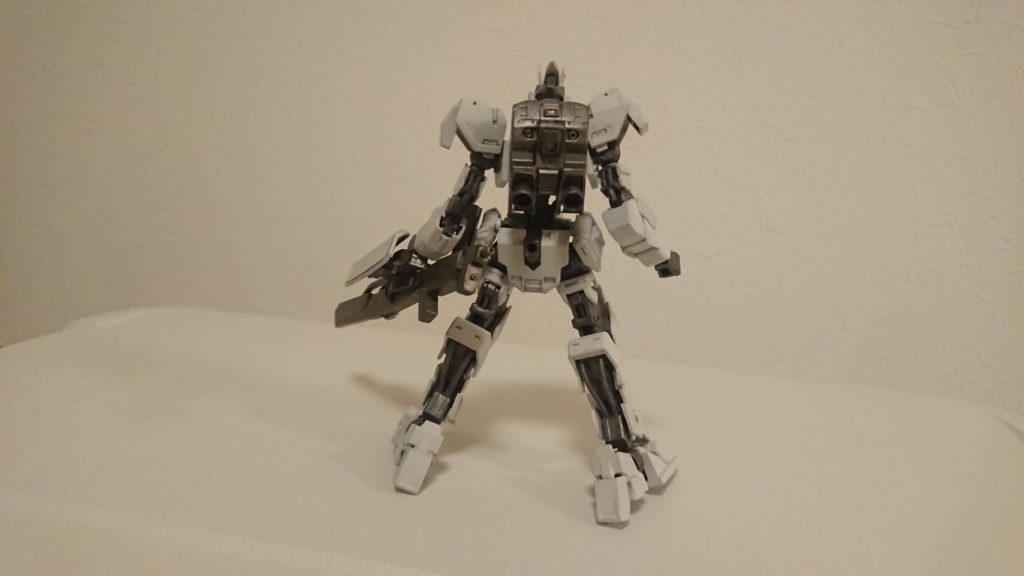 ランドセルはアスタロトのものに
ジャハナムのバックパックを被せて切り貼りしています
ふくらはぎはジャンクからつくりました