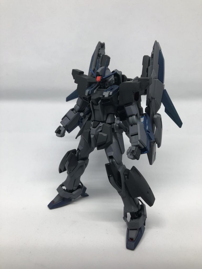 宇宙専用試作機として製作され、武装はDライフルとビームサーベルのみ。バックパックには「P(Plavsky)P(Pressure)B(Boost)システム」が搭載されている。