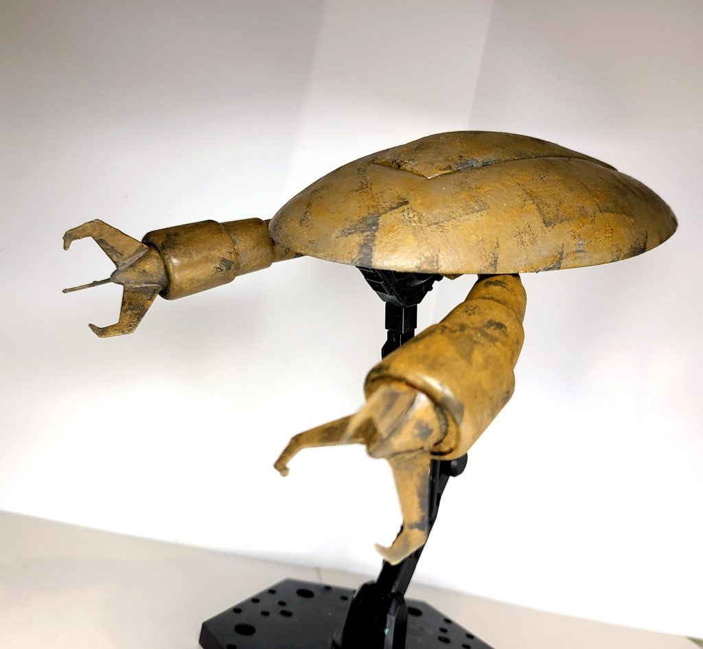 完全変形ではありませんがMA形態にもなります。

水中での抵抗を減らすように作例よりも薄いデザインにしました。