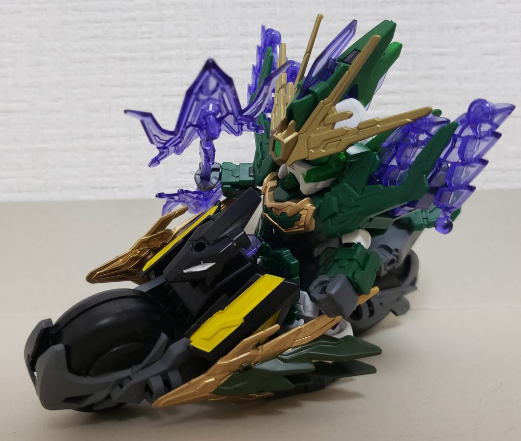 トリニティバイクに搭乗
説明書に載っていたので乗せてみた。
カラーレシピ
金 ゴールド スーパーゴールド
白 クールホワイト
緑 デイトナグリーン
紫 パープル
墨いれ ブラック