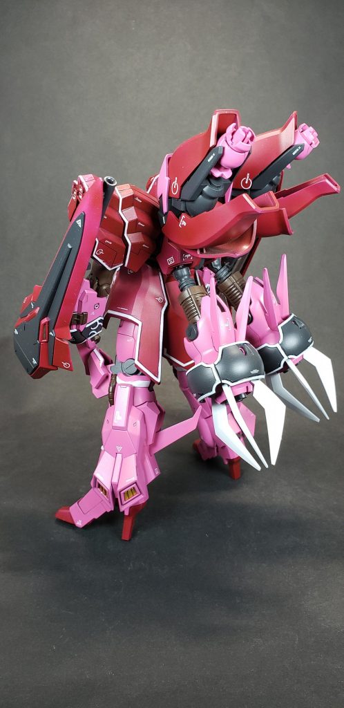 有線式インコムを背面にサブアームとして装備🎵