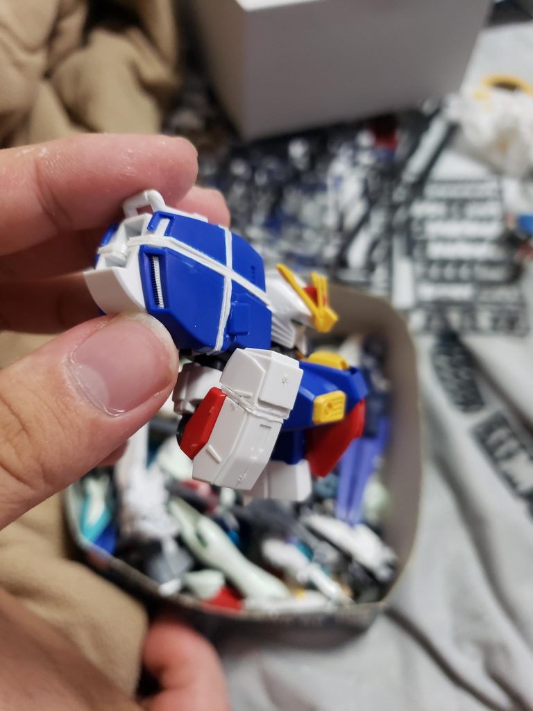 肩の拡張と肩の高さを改造
肘も限界まで曲げれるように改造