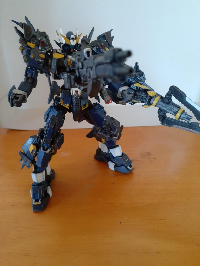 グレイズブレイド–3枚目/制作者：@tobitoyoe