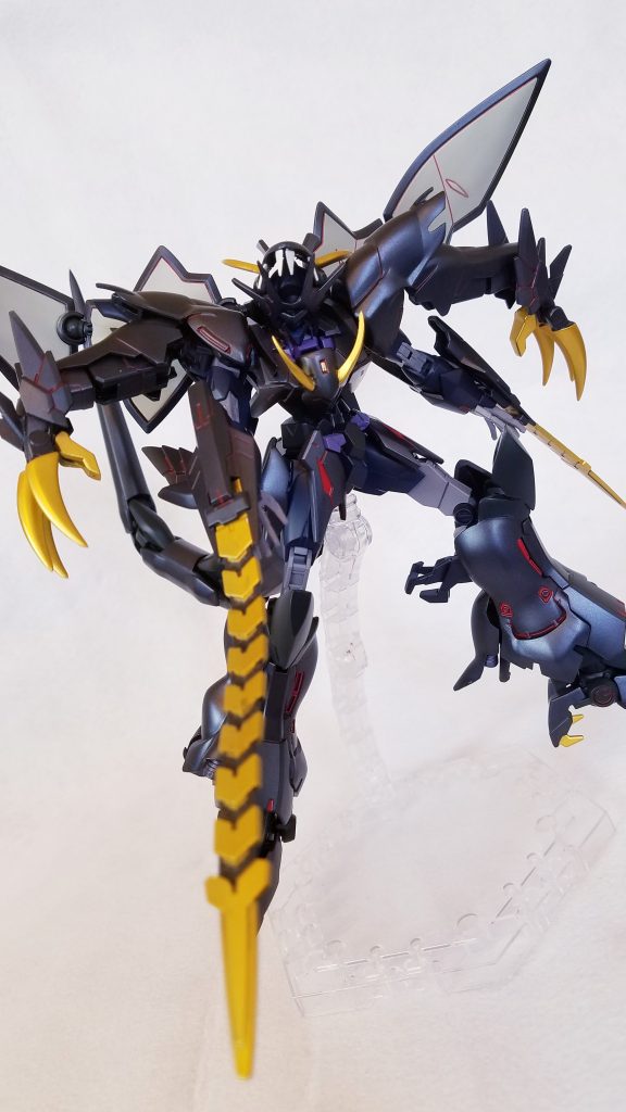 武器紹介
蛇腹剣
邪竜王のノーマル装備で長さは伸縮自在