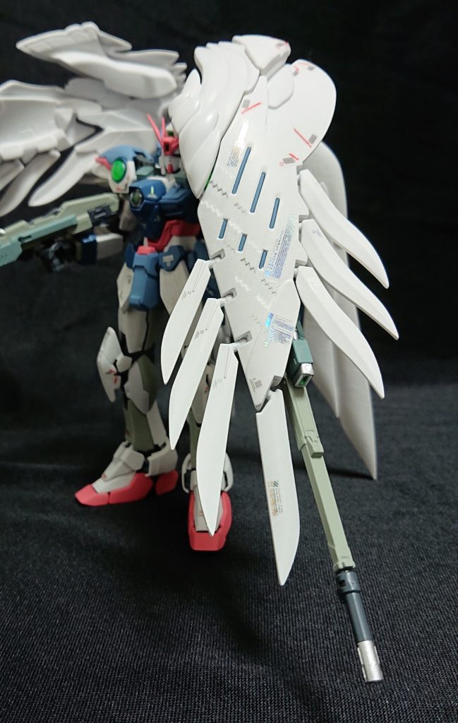 水転写デカールをチマチマ🥴。最後までお付き合いをありがとうございました😀。