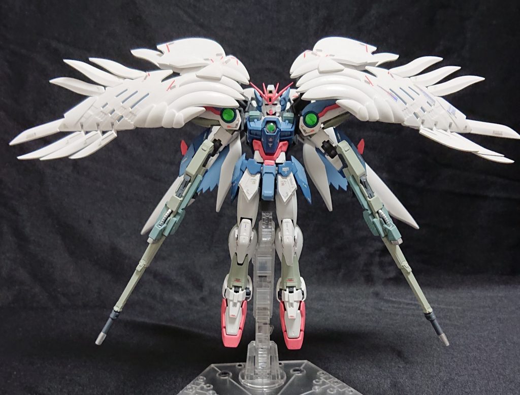 正面ショット❗ガンプラの中でも、これ程の正面ショットが似合うガンプラを知らない😏