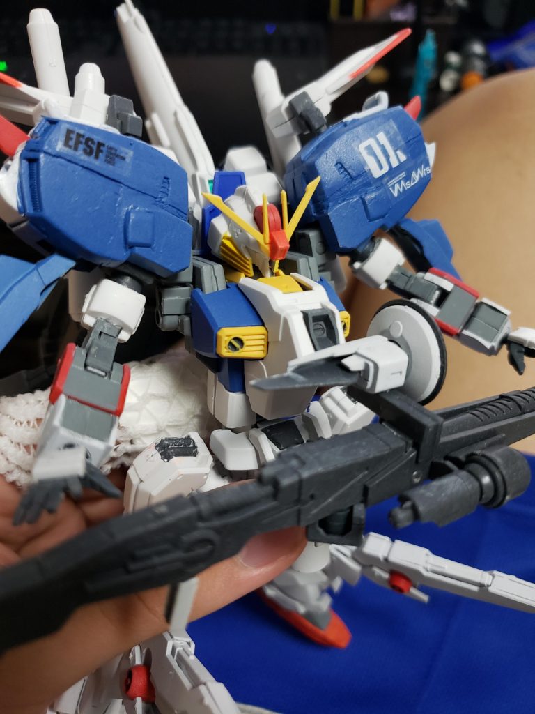 そして完成
近くで見ると粗が目立ちますね