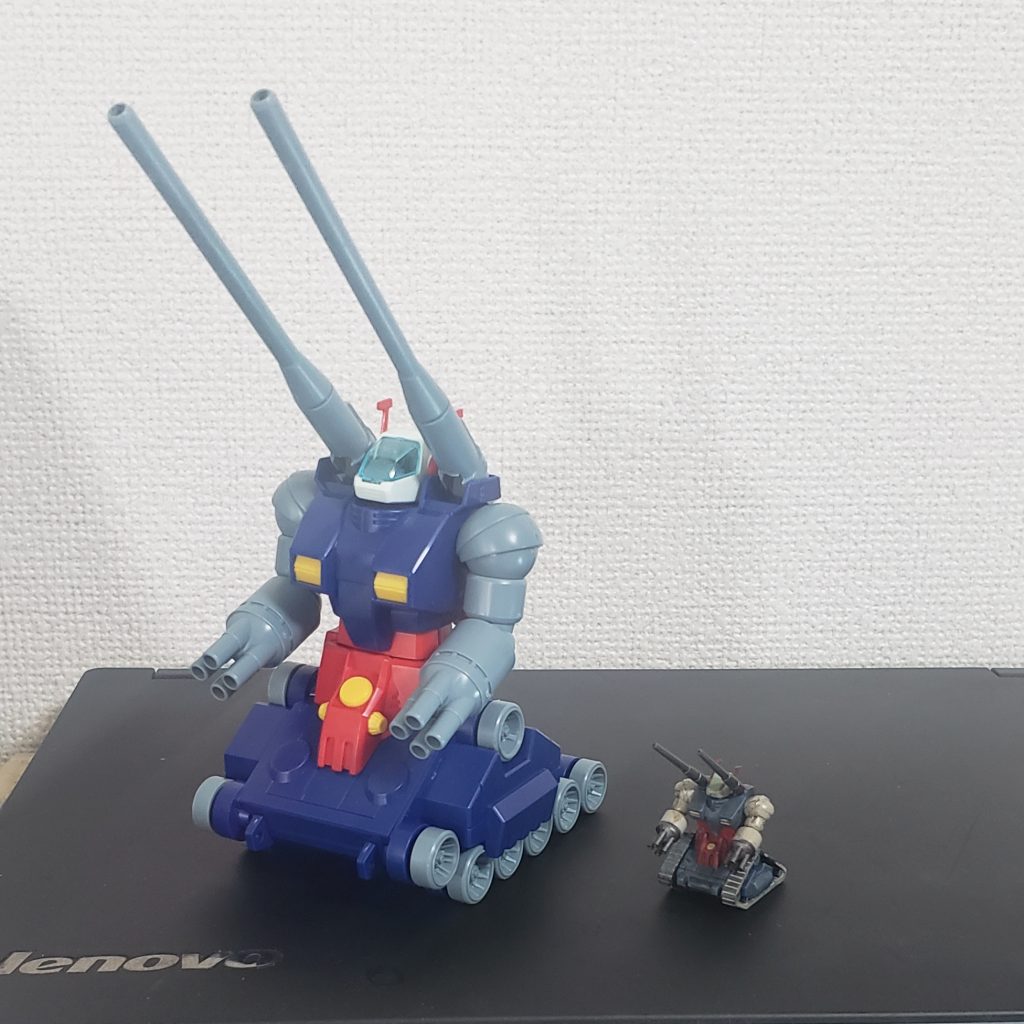 仮組のHGガンタンクとの比較です。
