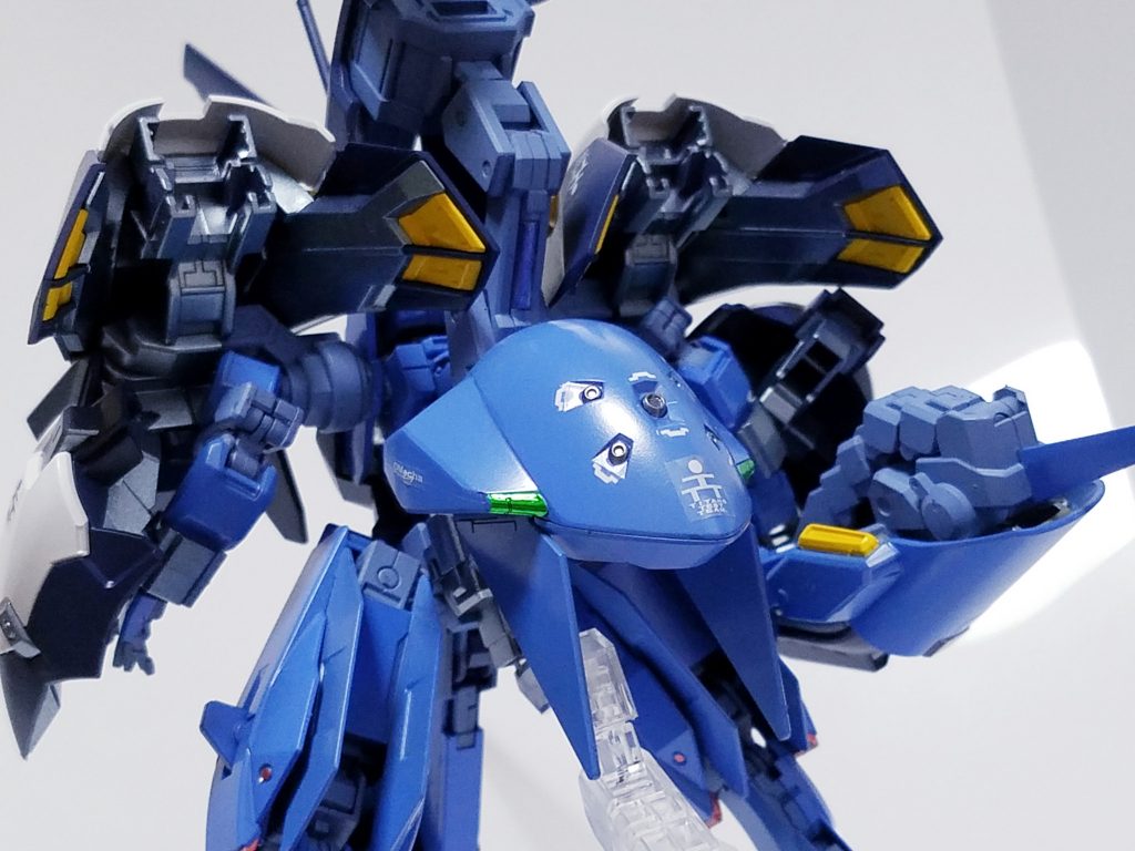 〈背面〉
色や凹凸が増えて、でこでこした感じが好きです(*≧з≦)