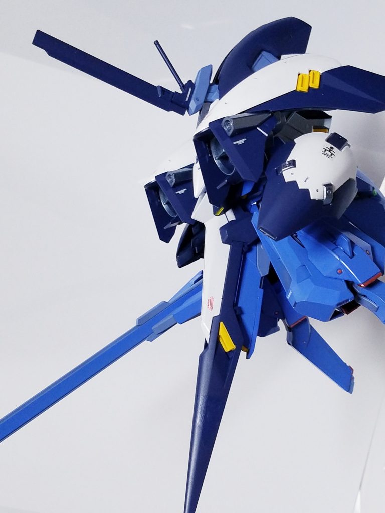 見る角度によっては、別のMSみたいに感じますw(゜o゜)w