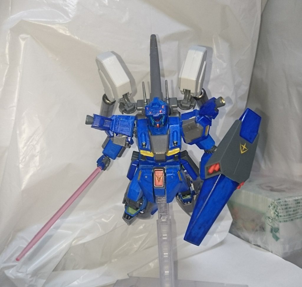 別アングルからのビームサーベルで突撃!
加速だけなら、ニューガンダムを越えてるかも。