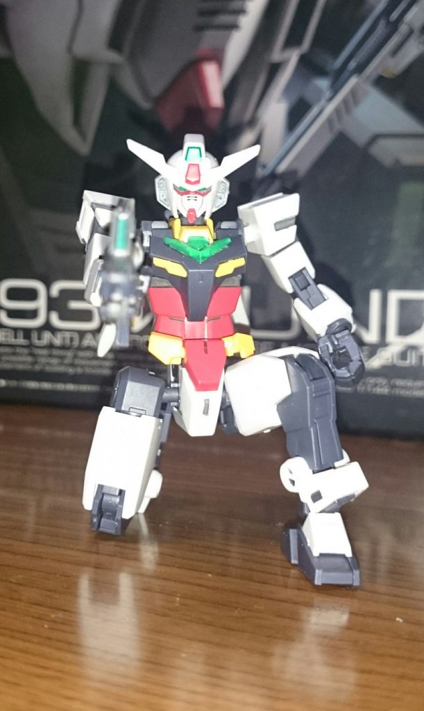 コアスプレーガンの銃口が光を放った。そしてそれはイヴを貫いた。同時に周囲の異変は全て治まった。

「ありがとう、ヒロト…これで、GBNは…」

「私はこの世界のどこにでもいる。いつかまた、私のような子に会ったら、助けてあげて…」

「イヴ！」
ヒロトは駆け出す 

「これからも、誰かの為に頑張れるヒロトでいてね」
イヴの手を掴むその瞬間、イヴの手は消え、霧散していった。
イヴにプレゼントしたイヤリングも、ヒロトの手に落ちる寸前に消えていった…。

…… ……

…… ……

〈Pi〉
ウインドウが開かれる。そこにはフォースリーダーである、クジョウ・キョウヤや仲間であるカルナ、第七機甲師団のフォースリーダー、ロンメルらが映っていた

『運営の協力を得て、臨時放送をさせて頂きます』

「隊長…？」

『フォース・AVALON、そしてロンメル隊を中心として、有志連合を再結成いたします。』

『目的は運営と協力し、ELダイバーの脅威をGBNから排除することです』
エミリアに連れられ、少女が画面内に映る。

『そして、既に我々はELダイバーの拘束を果たしています』

「エル…ダイバー……イヴの、妹…？」

…… ……

…… ……