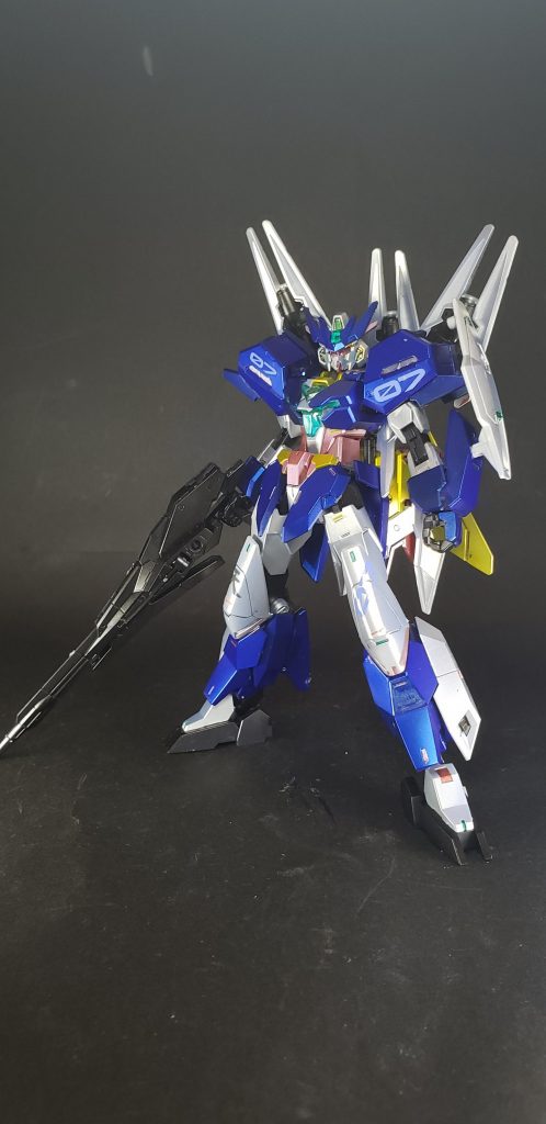 通常戦闘においても充分な性能を発揮する[29]。追加武装は、射撃距離に応じて伸縮するバレルとIフィールド発生器内蔵の小型シールドを装着した「ビームシュートライフルU7」、索敵用のマルチセンサーと直接攻撃用のビームバルカンを装備した遠隔操作ユニット「センサービット」3基、両脚外側のスラスターアーマーを有線操作式のセンサーユニットとした「レッグセンサーユニット」2基。センサービットは、ビームシュートライフルの側面に装着することで強化照準器としても機能する