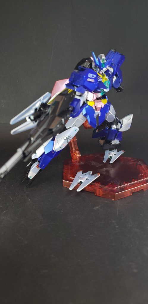 HG ユーラヴェンガンダム(コアガンダムmk2+ウラヌスアーマー)–2枚目/制作者：鈴木　克海