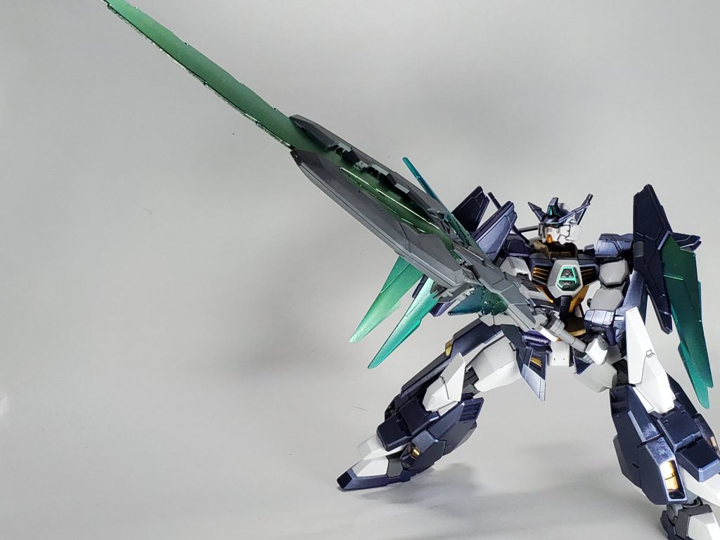 ゴツイ本体に大剣の組み合わせはやはり最高か……