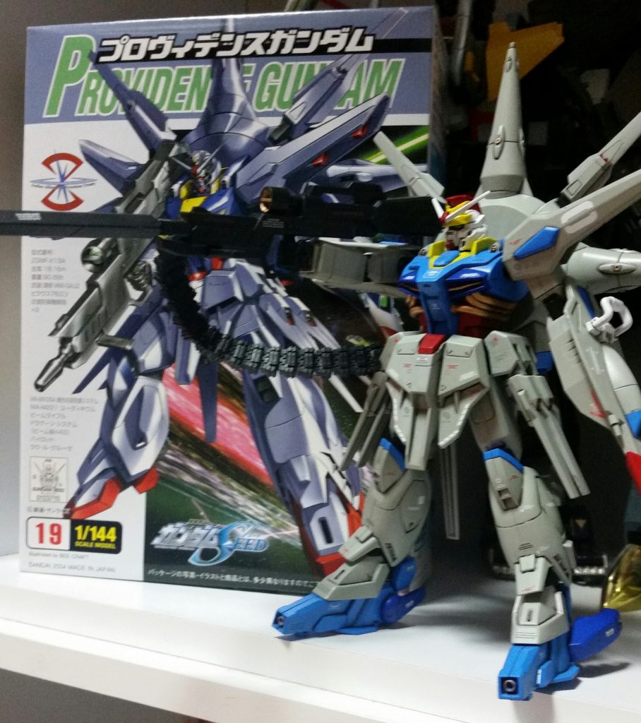 キットの箱絵とパチリ📷
( ・∇・)