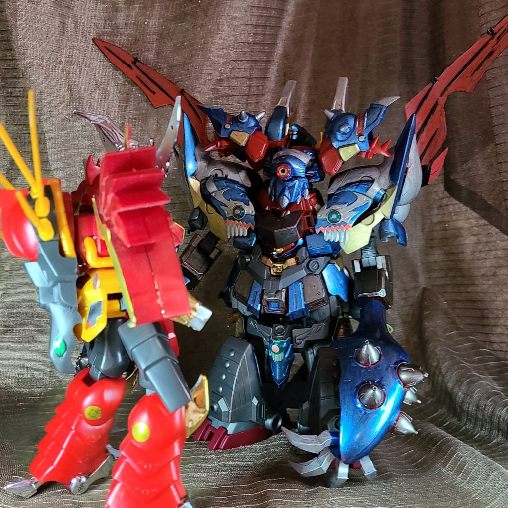 覇道武者殺駆と
最初は魔殺駆に体を取られなかった遮光というコンセプトでつくってたの覇道武者部分のパーツは一切使わないまま終わってしまったぞ…？