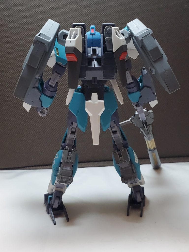 後ろから。
マーズアーマーのバックパックにブースターを取り付けました