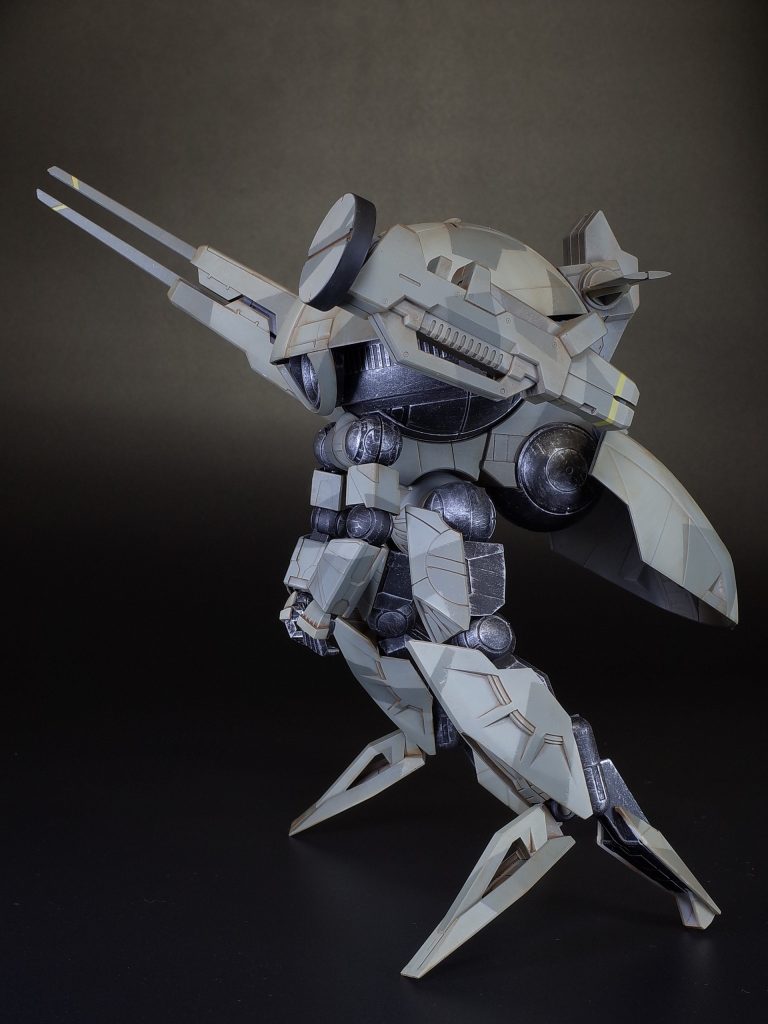 側面1
レドームはアストレアのプロトGNバズーカとグリムゲルデのマガジン